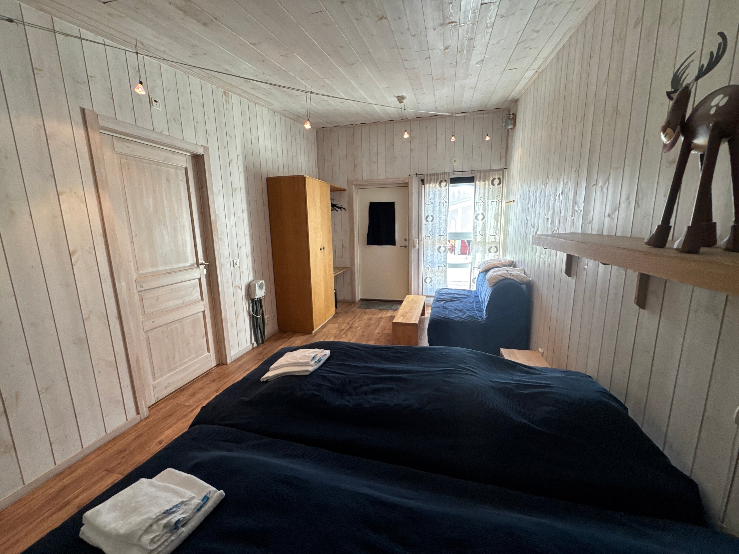 Lodge room